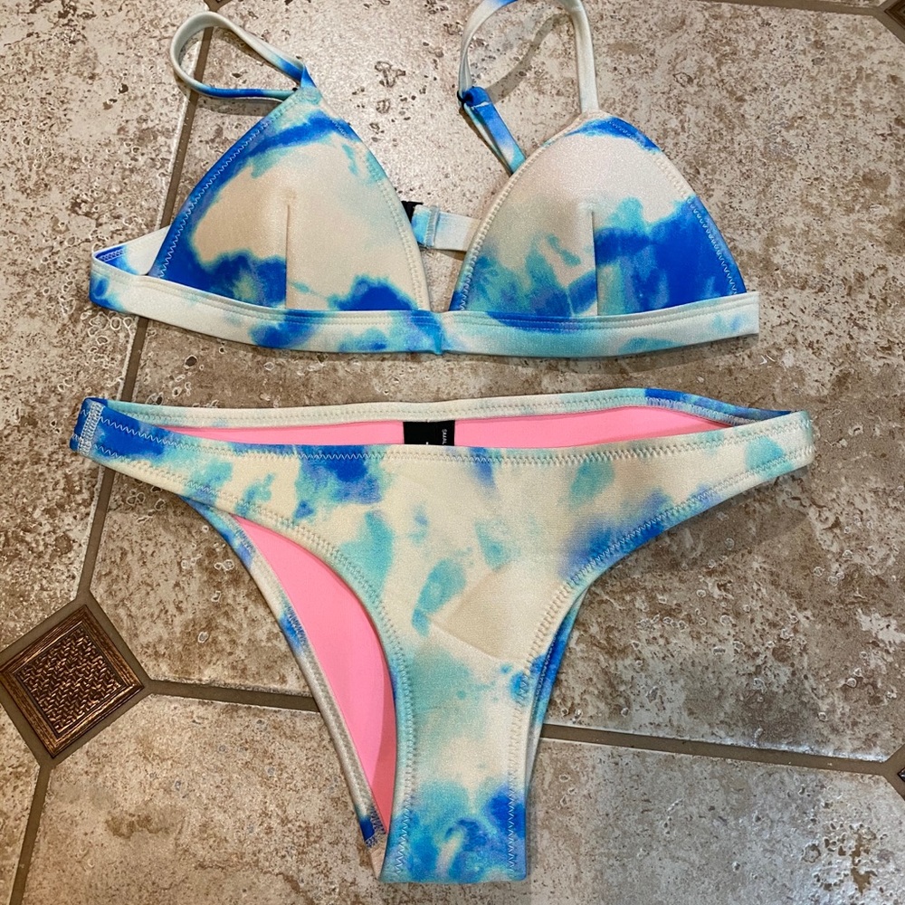 Traingl Bikini